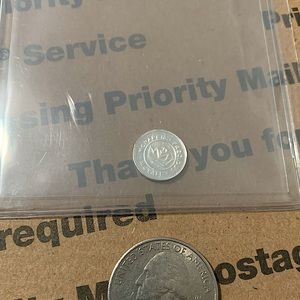 1 Gram Monarch Precious Metals Fine Silver Coin .999